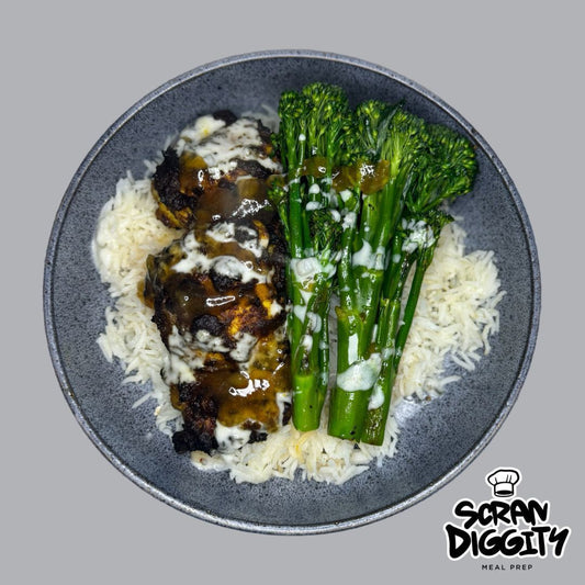 Meal 5 - Jalfrezi chicken, rice, tenderstem, mint yoghurt and mango chutney.